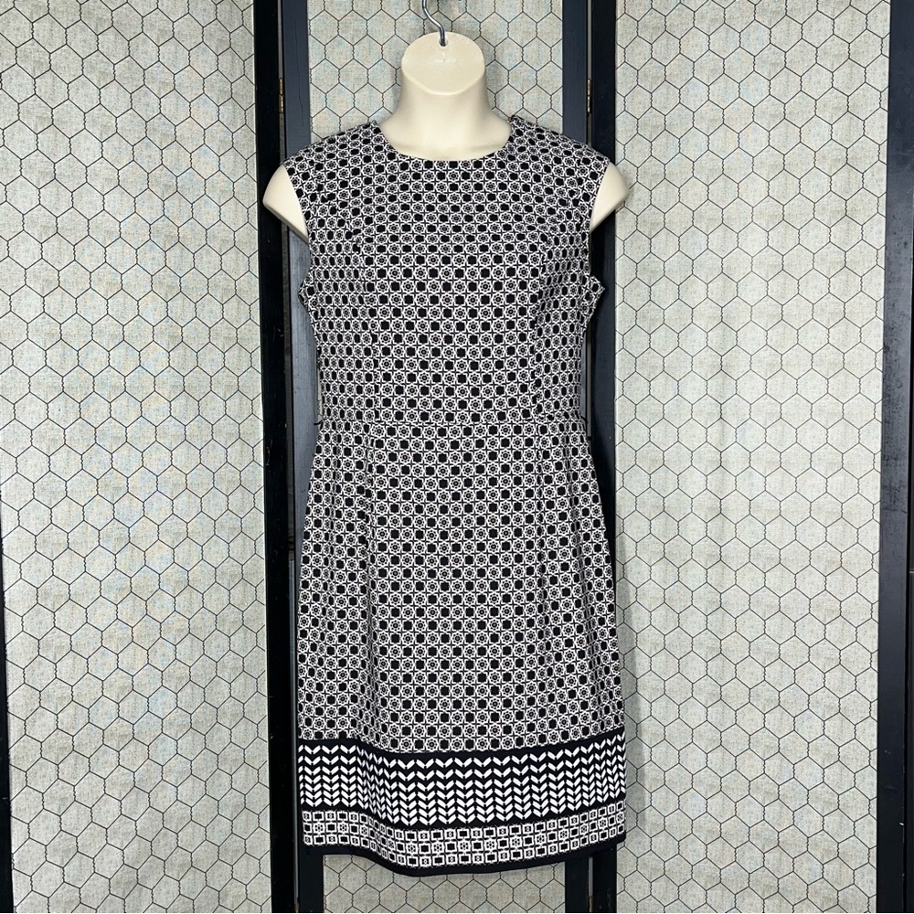 Dress Barn Established 1962 Geometric Print Sheath Dress